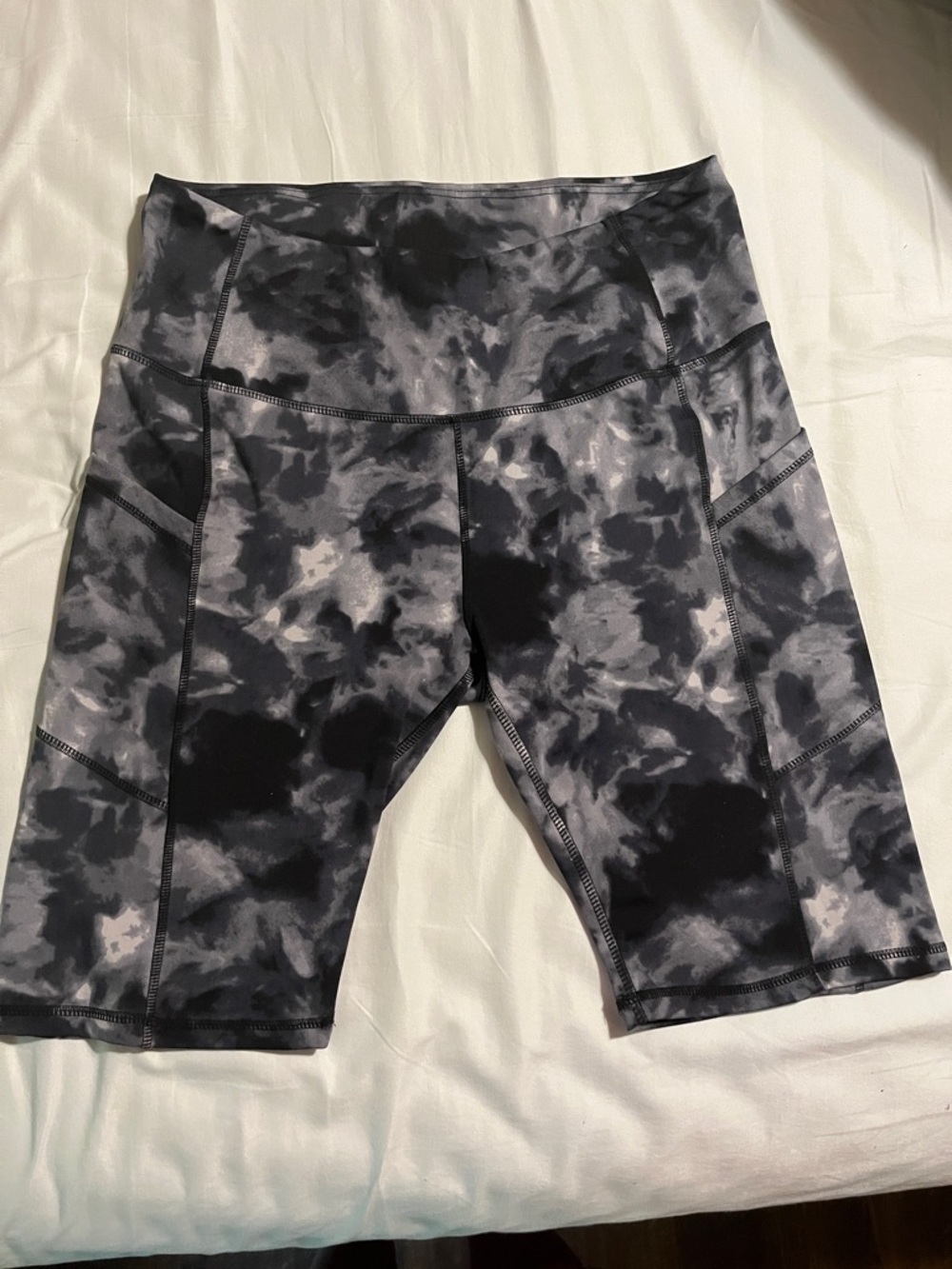 Tie-Dye Women’s Long Fitted Shorts - Size XL